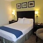 Hotel Express By Ihg Boston