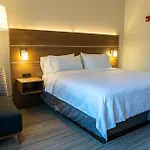 Hotel Express By Ihg Boston