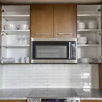 Back Bay 1Br W Basketball 2 Blocks To T Bos-941