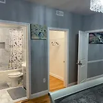 Boston Luxury 3 Bedroom Private Condo