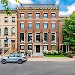 Stylish Studio In Historic Boston - Unit #405