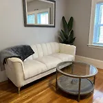 Apartment *cozy, Convenient Boston. Indulge, Deserve It* *