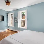 Brownstone Townhouse In Fenway Apartment *