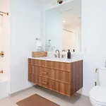 Back-bay Penthouse Downtown & Parking & Gym * Boston