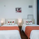 Back-bay Penthouse Downtown & Parking & Gym Apartment