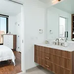 Back-bay Penthouse Downtown & Parking & Gym Boston