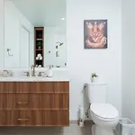 Back-bay Penthouse Downtown & Parking & Gym Boston