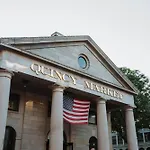 Club Quarters Hotel Faneuil Hall, Boston