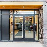 Blueground East Boston 2Bd Apartment Bos-1126