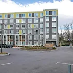 Blueground Jamaica Plain Ac Gym Nr Pond Bos-1139