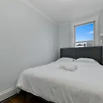 Apartment The Princeton Luxurious - New! - Near Downtown Boston, Airport