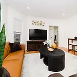 76 Carruth - 4Br Cozy And Lovely Apt