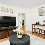 76 Carruth - 4Br Cozy And Lovely Apt