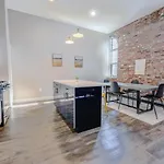 Lavish 3 Bed In Downtown Boston Keyless Entry