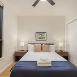 Beautiful Mission Hill 1Bedroom