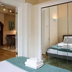 Lovely Fenway 1Br In Historic Boston Building