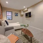 Modern Simple Studio South End