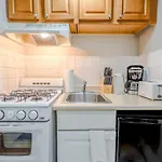 Quaint Studio Apt Steps From Back Bay