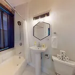 Tea Party Suite