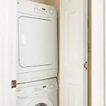 Apartment Delightful North End 2br 2ba Laundry *