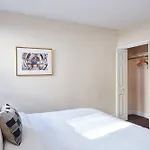 Delightful North End 2br 2ba Laundry Apartment *