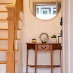 Breezy 3Br Boston Apt - Bathtub, Parking, Tv, Walk To Train 803