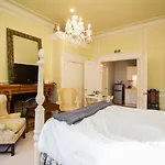 Back Bay Efficiency Unit, Pvt Bath, Kitchenette
