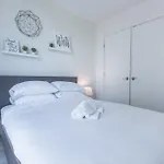 Three-Bedroom On Western Avenue Apt S501