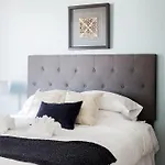 One-Bedroom On Boylston Street Apt 817
