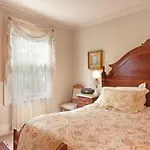 The Charles Street Inn
