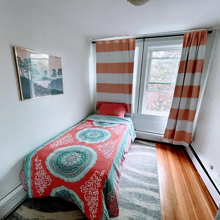 Executive Harvard Allston 3 Bedrooms 2 Baths *