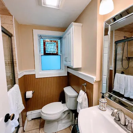 Executive Harvard Allston 3 Bedrooms 2 Baths * Boston