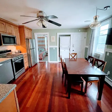 Apartment Executive Harvard Allston 3 Bedrooms 2 Baths