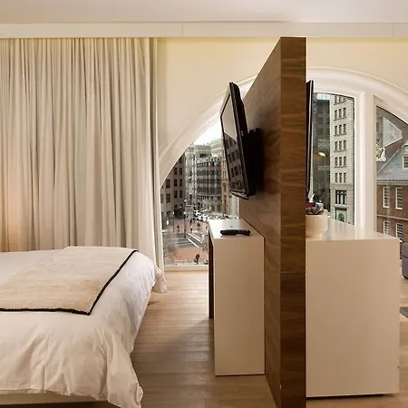 Hotel Ames Hotel, Curio Collection By Hilton