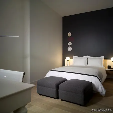 Ames Hotel, Curio Collection By Hilton Hotel 5*