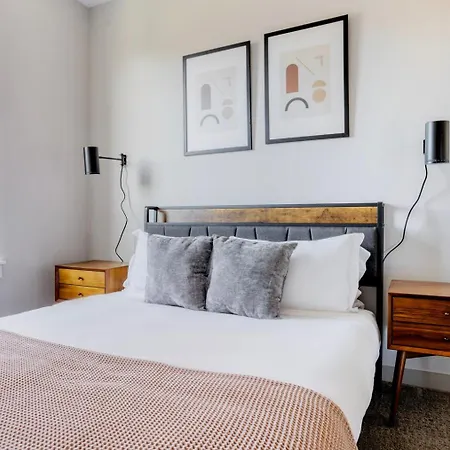 Brighton 2br W Gym Nr Line Dining Bos-982 *