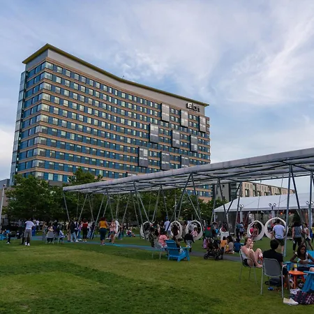 Aloft By Marriott Seaport District Boston