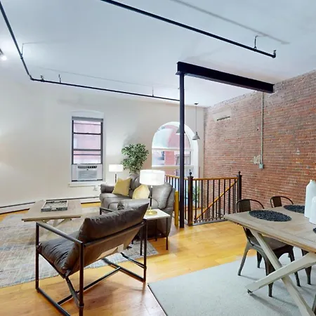 Expansive Back Bay Two-level Loft, 2b2b Boston