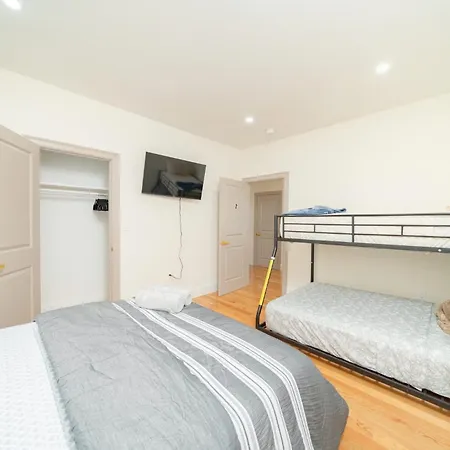 Modern 3Br & 3Ba Boston Apt - Patio, Bathtub, Walk To Red Line 82 *
