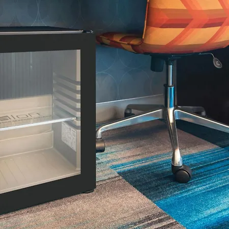 Aloft By Marriott Seaport District 4*