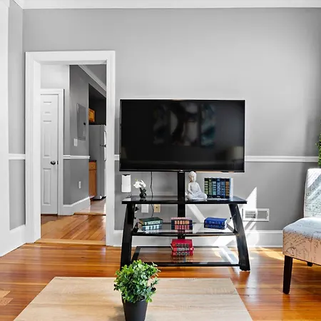 Spacious Near Ashmont *