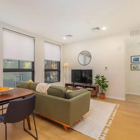 Beautiful Mission Hill 1bedroom Apartment