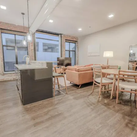 Elegant 2 Bedroom Prime Location Apartment Boston