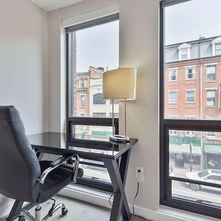Apartment Chic North End Escape Near Waterfront