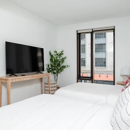 Back-bay Upscale Rooftop & Parking * Boston