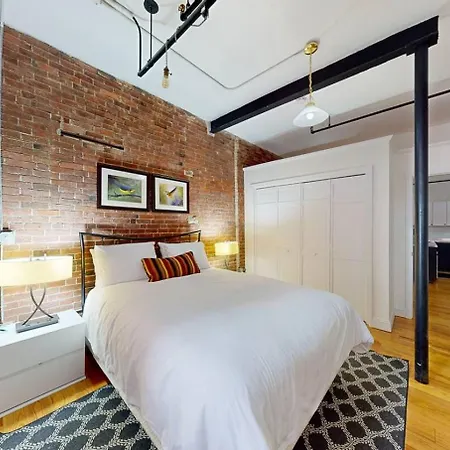 Apartment Garden 1br Loft In Back Bay Near Copley *