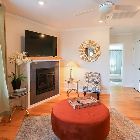 Apartment Upscale South End Walk To Northeastern