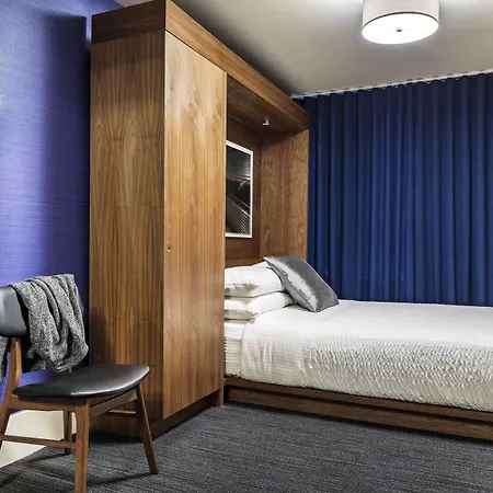 Ivy Common Hotel