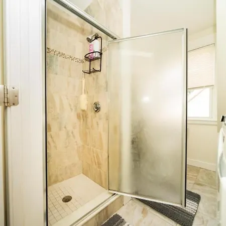 988 - 2 4br Cozy Getaway Near Geneva Cliffs Boston