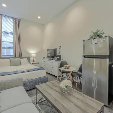 Keyless Entry Laundry In Bldg Pet Friendly Boston